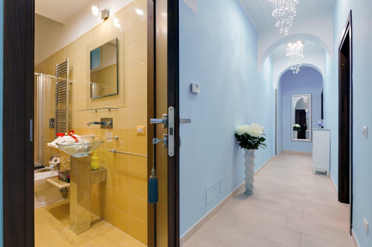 Apartment New In! Sophie At Colosseum Rom