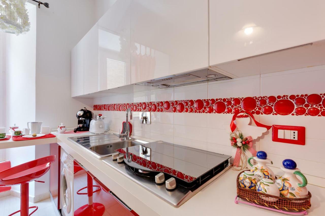 Apartment New In! Sophie At Colosseum Rom